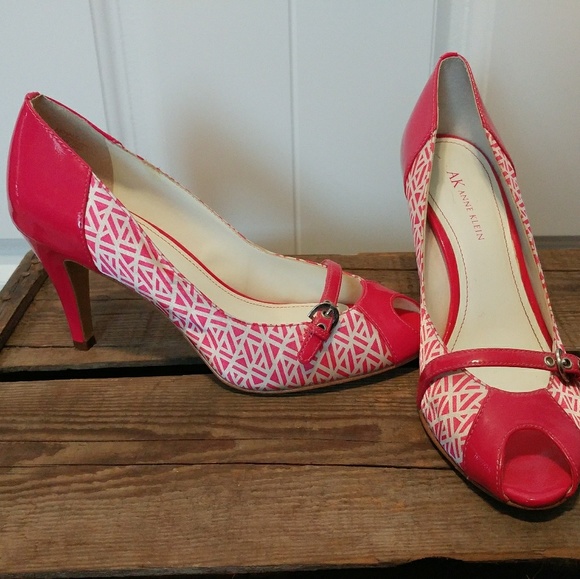 Anne Klein Shoes Pink Patterned Peep Toe Heels Poshmark Simple Patterned Heels Anne Klein Shoes Pink Patterned Peep Toe Heels Poshmark Simple Patterned Heels